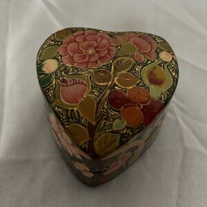 Kashmir Lacquer Heart Keepsake Box